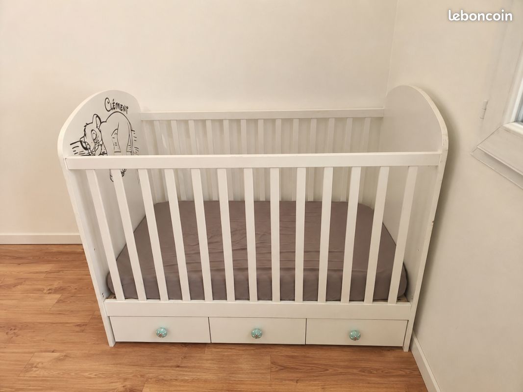 Lit à barreaux bébé (image 1)
