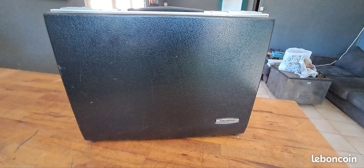 Attaché case valise vintage années 70 parfait etat avec clé (image 5)