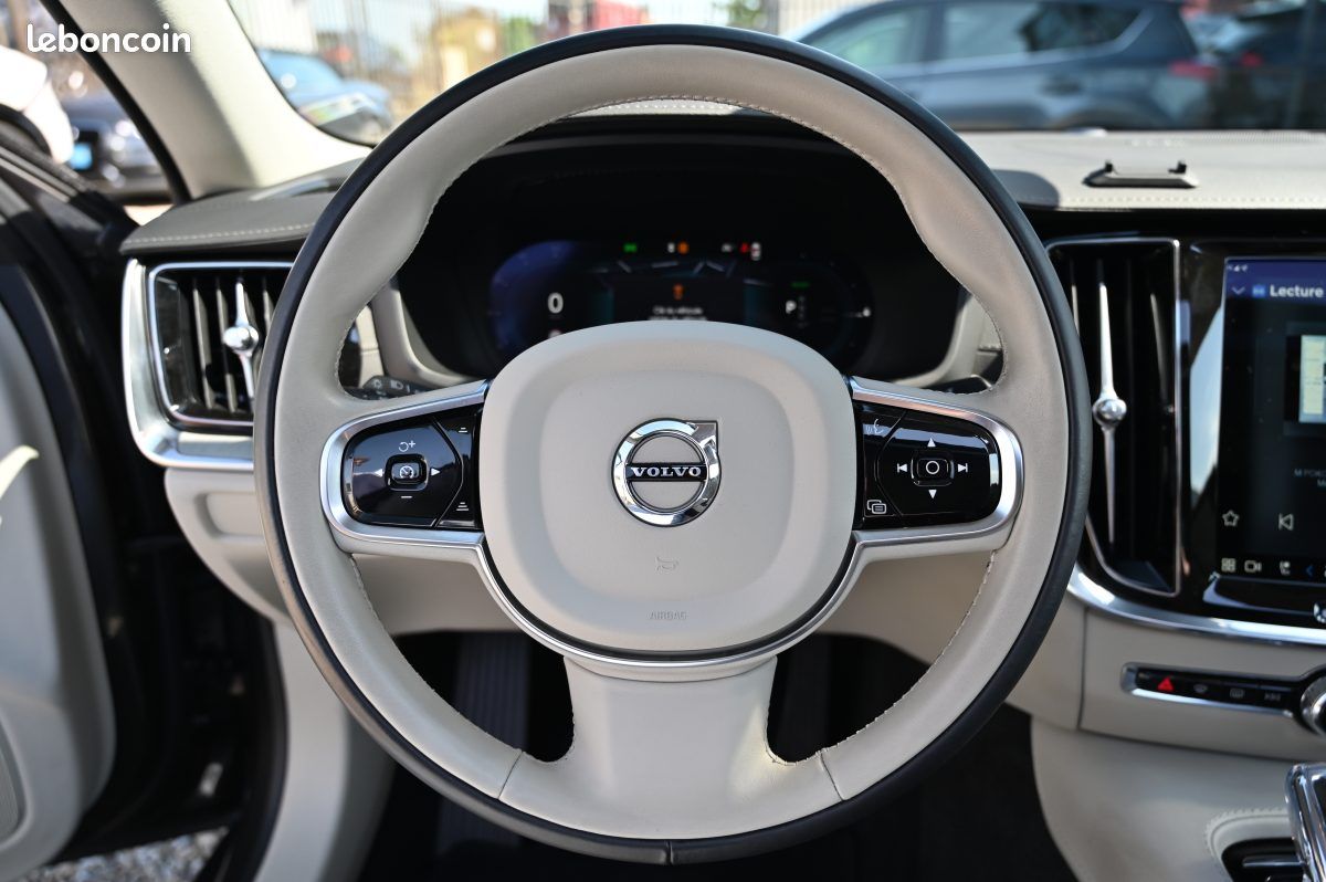 Volvo s60 t6 awd 253+145ch ultimate style chrome plug-in-hybrid 04/2024 tva recuperable (image 11)