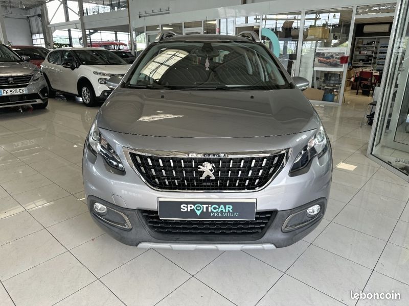 Peugeot 2008 1.2 PureTech 82ch Allure (image 2)