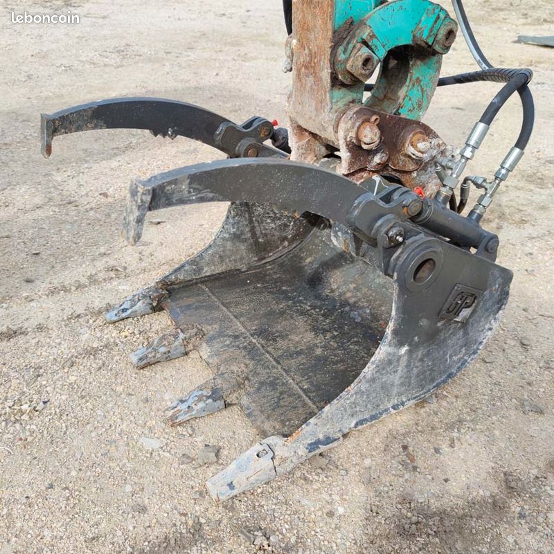 PROMO Godet à grappin hydrauliques pelle 1 à 3T; platines toutes marques sous 2 semaines, idéal enrochement, déchets paysagers, troncs, (image 2)