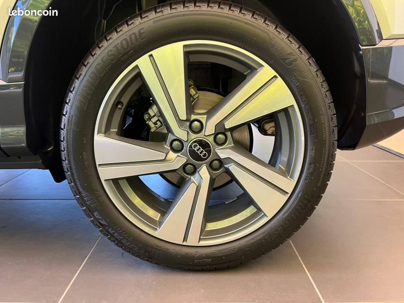 Audi Q2 35 TFSI 150ch Design S tronic 7 (image 9)