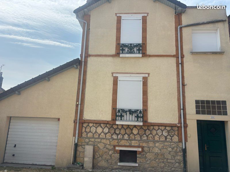 Maison 4 pièces 90 m² · à Romilly-sur-Seine · 90 m² · 700 €