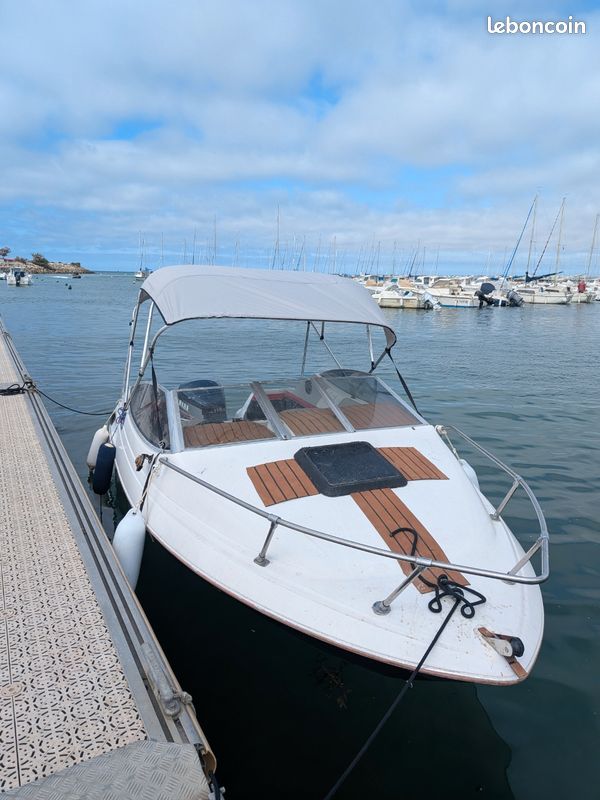 À vendre bateau bayliner (image 1)