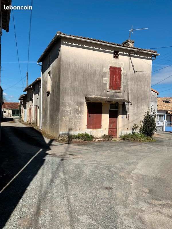 Maison 7 pièces 150 m² · à Sainte-Ouenne · 150 m² · 21 000 €