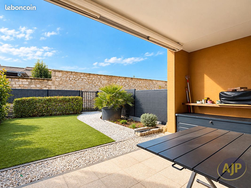 Appartement 3 pièces 77 m² · à Saintes · 77 m² · 253 200 €