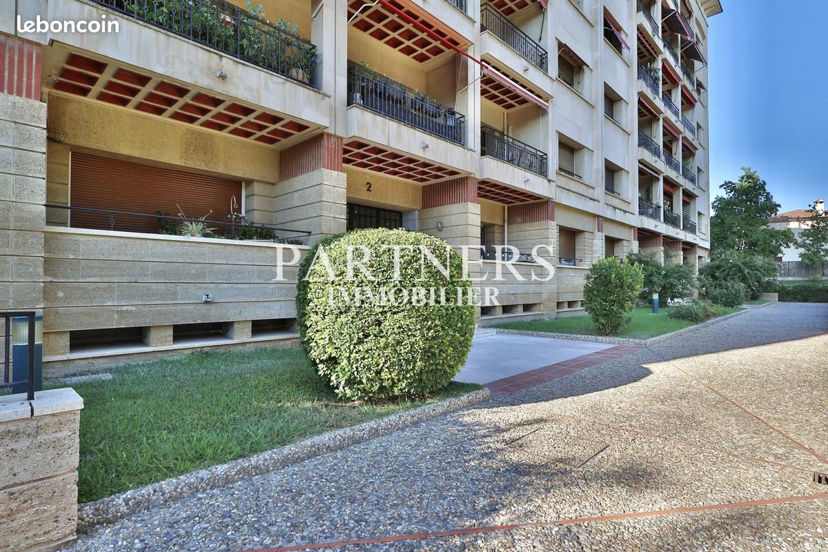 Appartement 3 pièces 91 m² · à Aix-en-Provence · 91 m² · 1 690 €