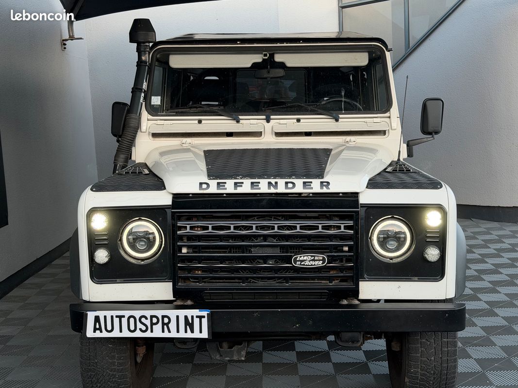 Land rover defender 9 places (image 3)