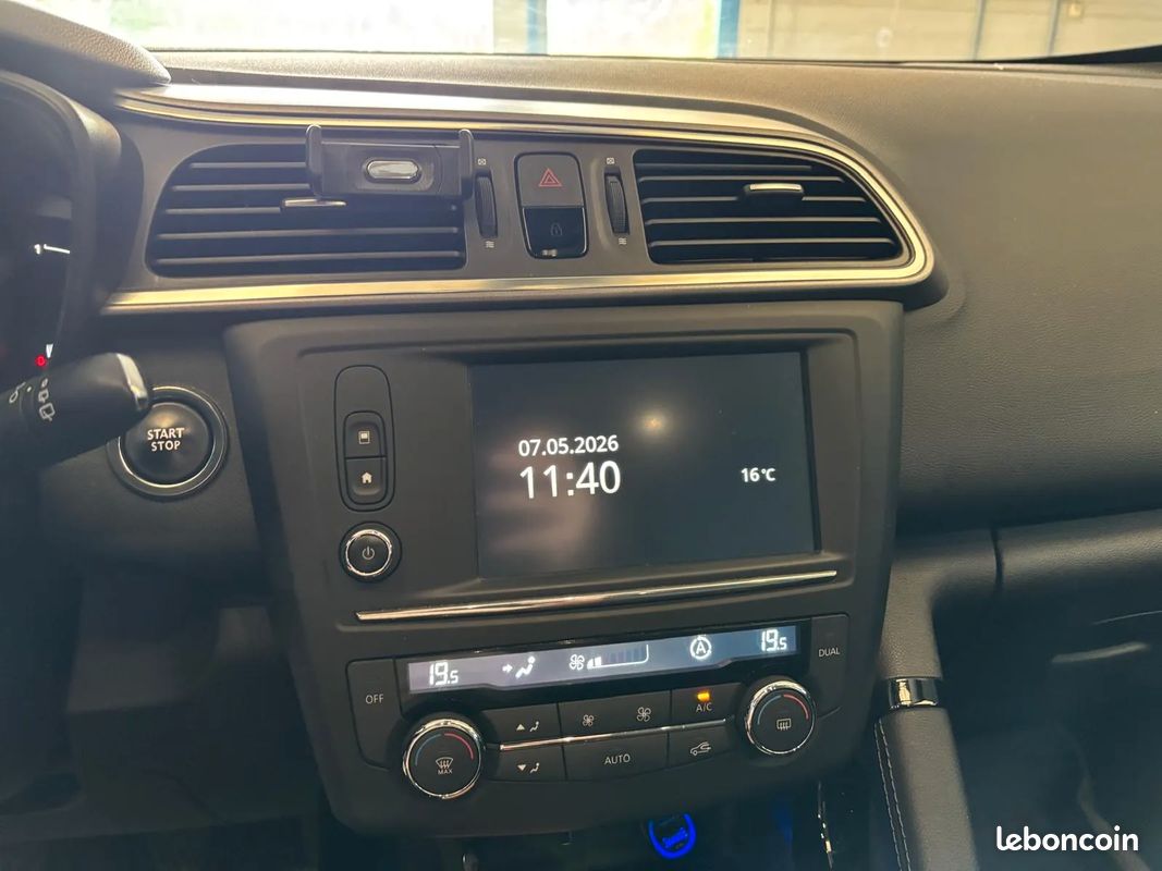 RENAULT Kadjar 1.5 dCi 110 ch Zen - 2015 - 127 000 km - Suivi complet - 1re main - Attelage (image 14)