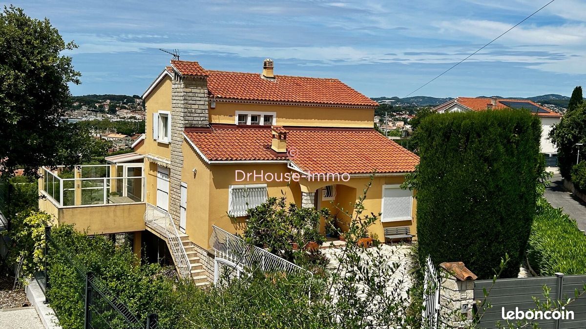 Maison 6 pièces 139 m² · à Six-Fours-les-Plages · 139 m² · 1 150 000 €