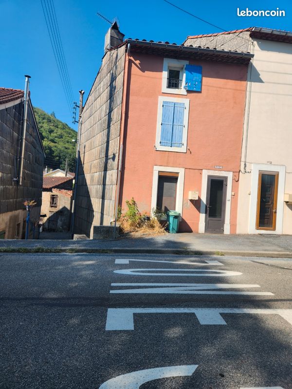 Maison 4 pièces 100 m² · à Labastide-Rouairoux · 100 m² · 28 000 €