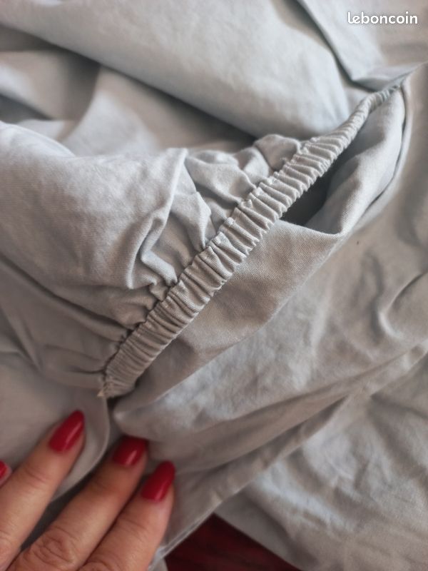 Drap housse bleu 140 (image 2)