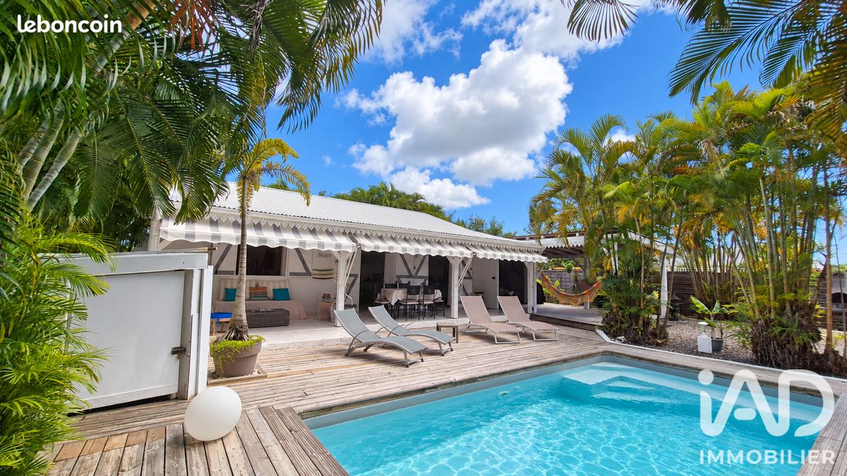 Maison 6 pièces 125 m² · à Saint-François · 125 m² · 625 000 €
