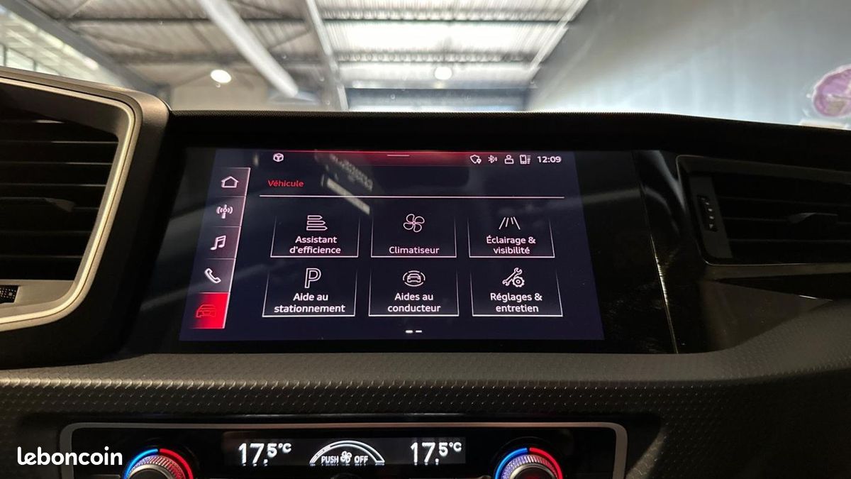 Audi A1 sportback 30 TFSI 110 S tronic 7 Advanced Gris Fleche (image 26)