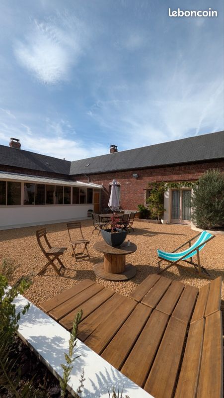 Maison 5 pièces 250 m² · à Courcelles-Epayelles · 250 m² · 378 000 €