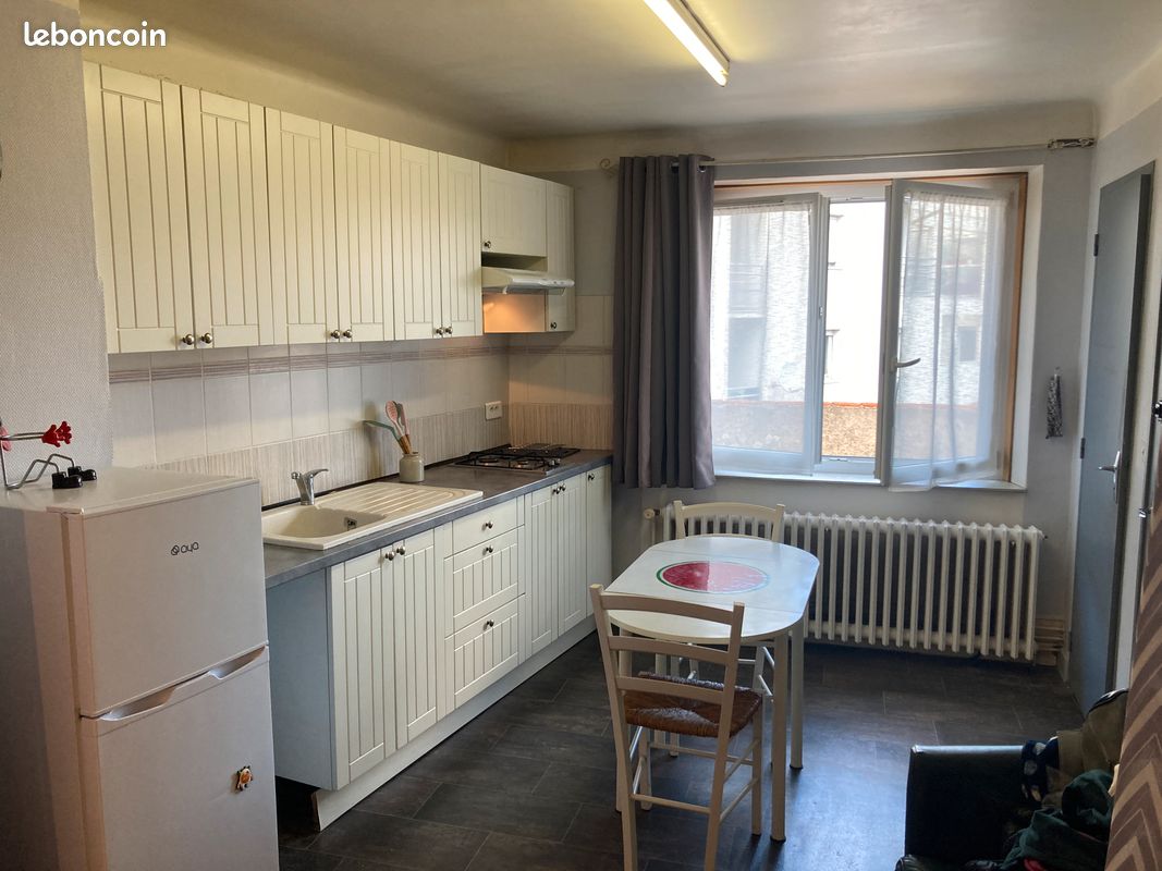 Appartement 1 pièce 23 m² · à Lons-le-Saunier · 23 m² · 400 €/mois