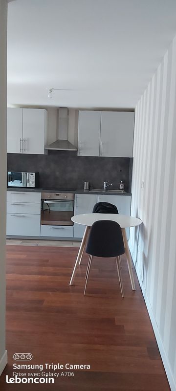 Appartement 2 pièces 35 m² · à Écully · 35 m² · 781 €/mois