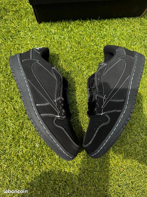 Jordan 1 Retro Low OG SP Travis Scott Noir Phantom 37 (image 1)