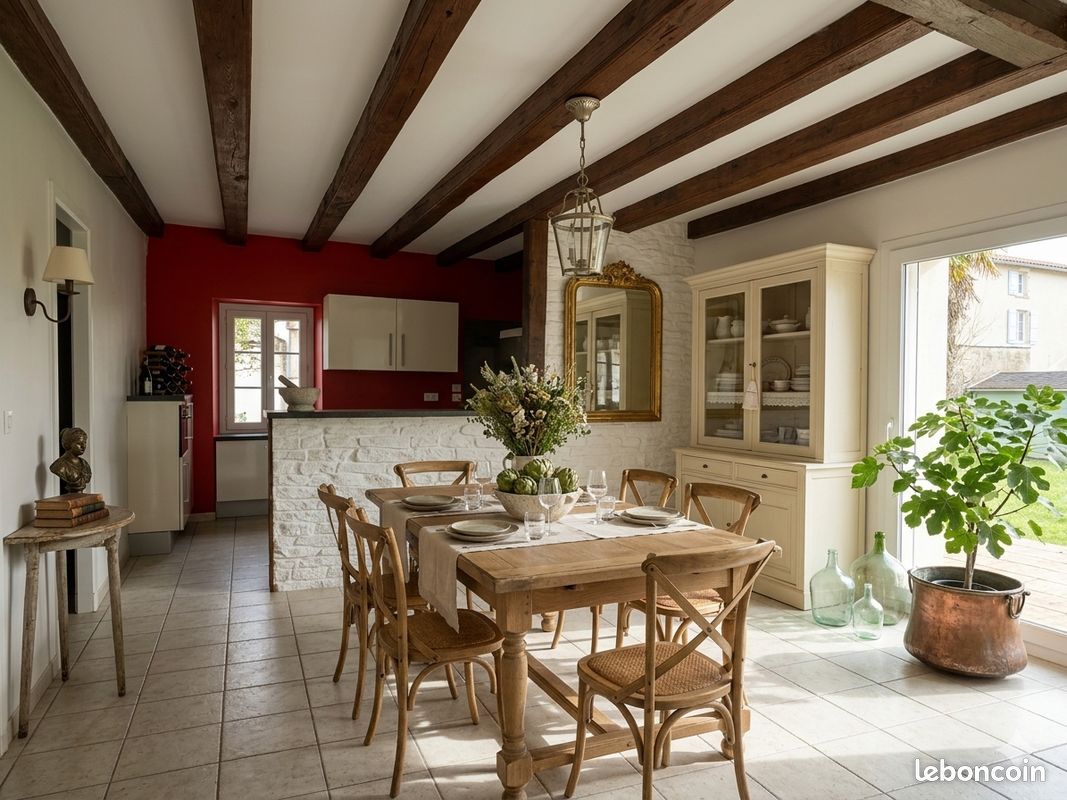 Maison 7 pièces 160 m² · à Frontenay-Rohan-Rohan · 160 m² · 273 275 €