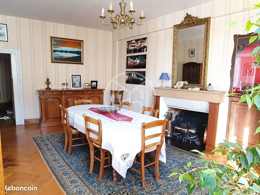 Maison 11 pièces 377 m² - Civray 86400 (image principale 6)