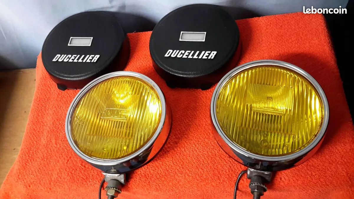 Paire de phares Ducellier Rallye + caches (image 1)