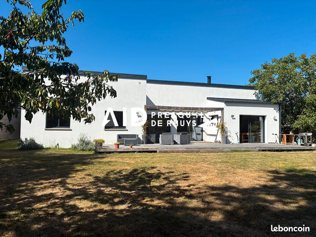 Maison 6 pièces 150 m² · à Surzur · 150 m² · 644 800 €