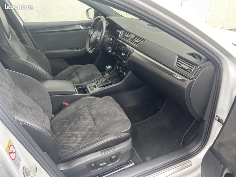 Skoda Superb 1.4 TSI PHEV 218ch Sportline DSG6 (image 9)