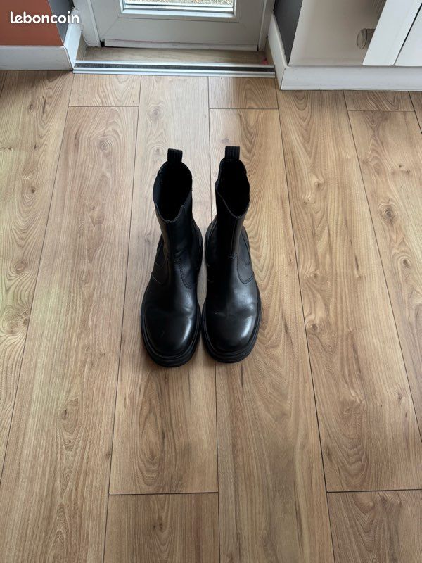 Bottes en cuir noires (image 7)