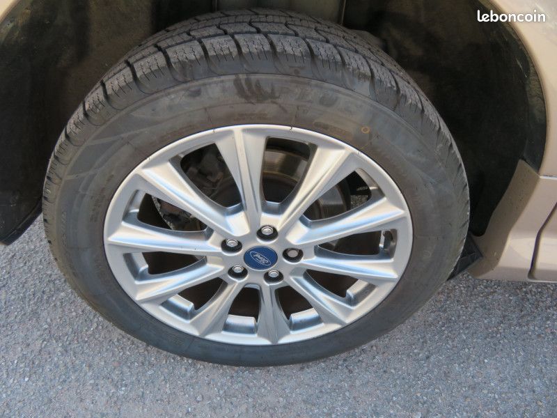 Ford KUGA 2.0 TDCI 150CH STOP&START VIGNALE 4X4 POWERSHIFT + ATTELAGE (image 27)