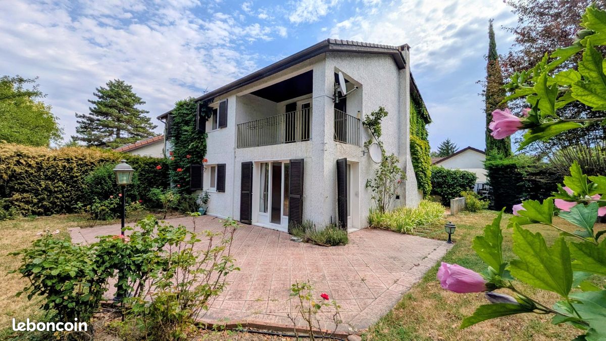 Maison 6 pièces 168 m² · à Charbonnières-les-Bains · 168 m² · 535 000 €