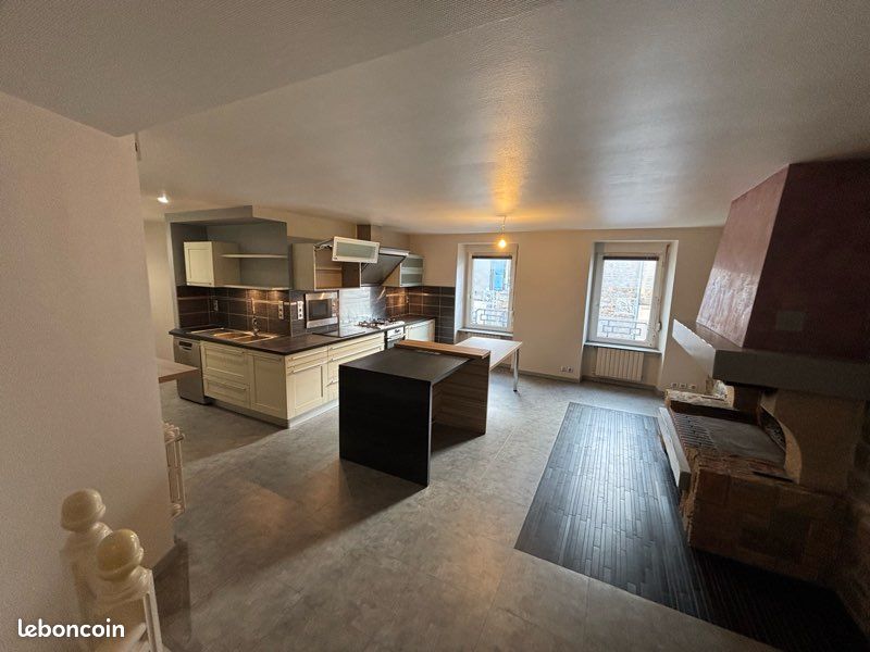 Appartement 3 pièces 120 m² · à Saint-Brieuc · 120 m² · 950 €/mois