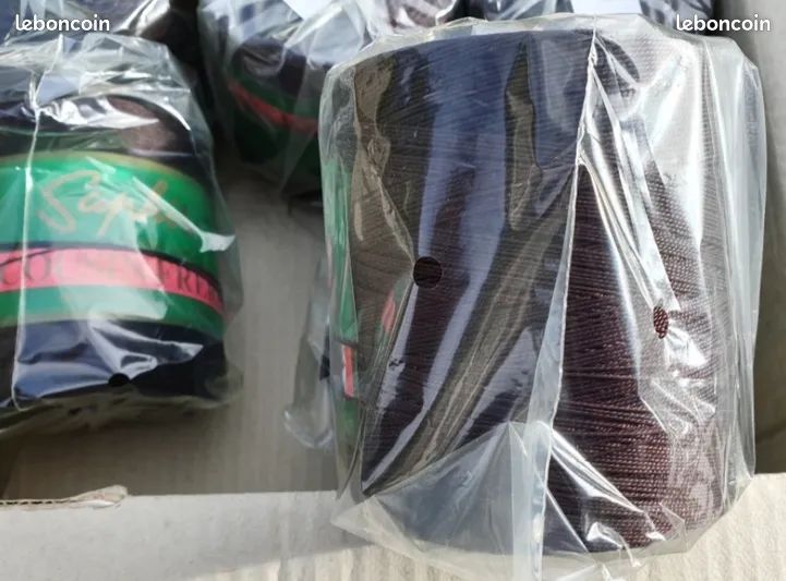 Fil polyester saphir cousin (image 2)