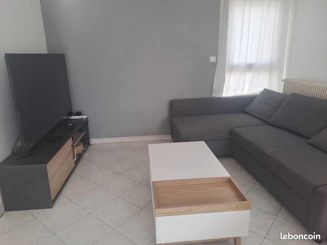 Appartement 4 pièces 82 m² · à Vitrolles · 82 m² · 930 €/mois