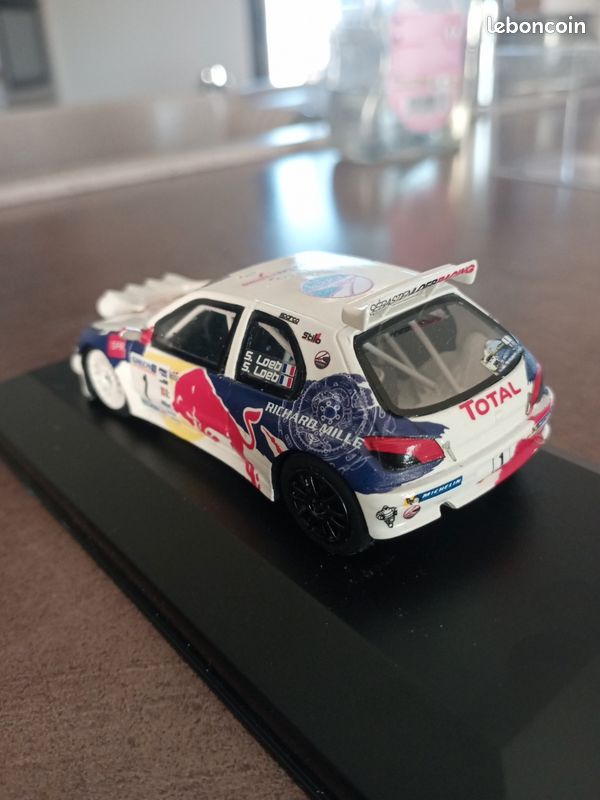 Miniature Altaya 1/43 – Peugeot 3008 DKR #306 – Sébastien Loeb – Rallye Dakar 2019