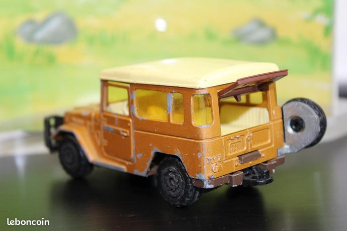 Miniature Majorette Toyota BJ 40 Pastis 51 échelle 1/55 - Occasion, Parfait état, Micro écailles