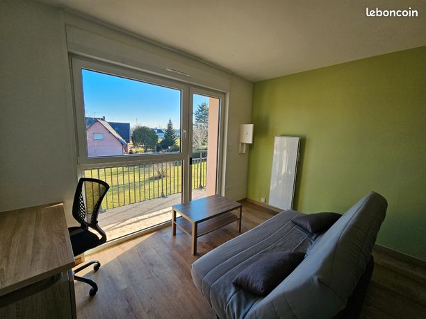 Studio MEUBLÉ avec BALCON