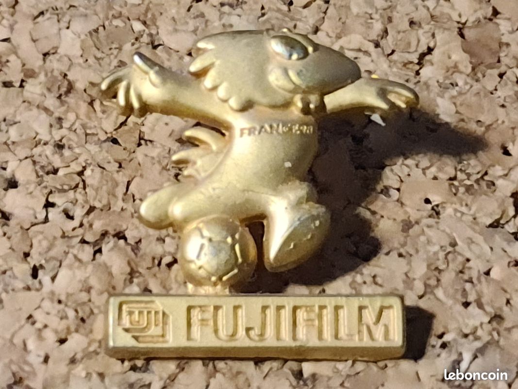 Pin's France 98 - Footix Mascotte - Coupe Du Monde - Arthus Bertrand - Neuf