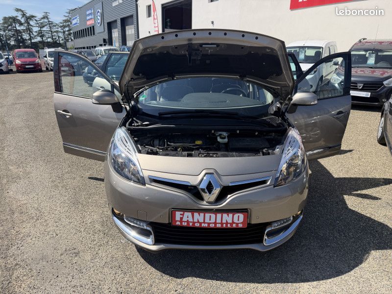 Renault GRAND SCENIC III 1.6 DCI 130CH ENERGY DYNAMIQUE ECO² 5 PLACES (image 10)