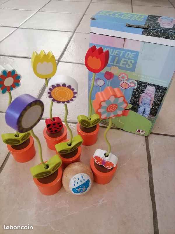 Jeu de quilles en bois 'Nature's et découverte' à partir de 4 ans (image 1)