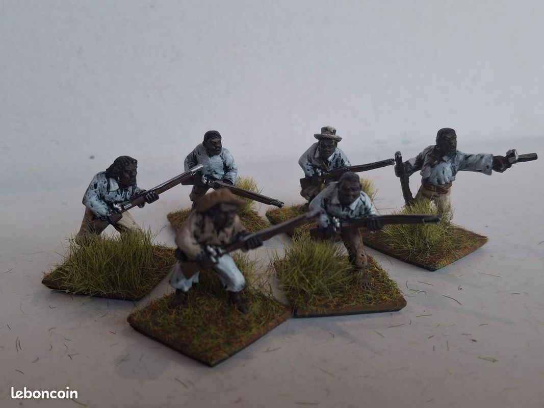 6 Figurines métal 28mm peintes : pirates (308) (image 3)