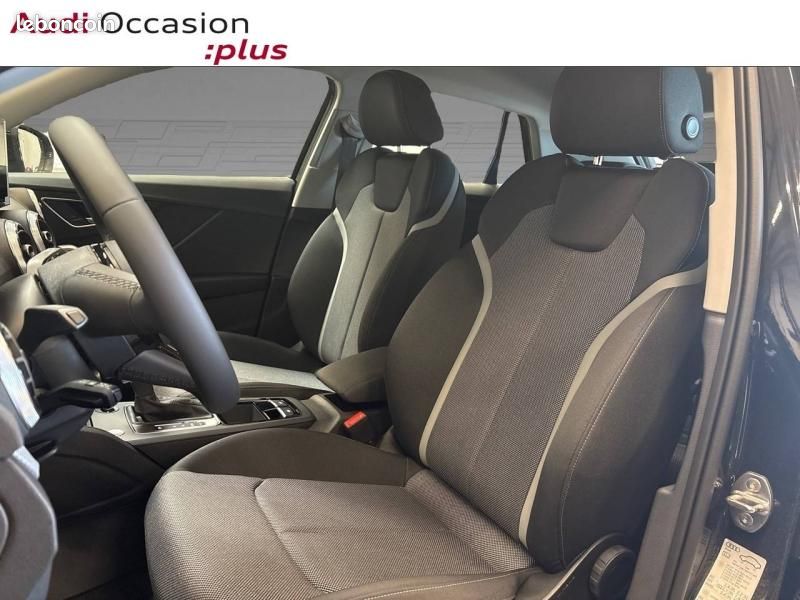 Audi Q2 35 TFSI 150ch Design S tronic 7 (image 13)