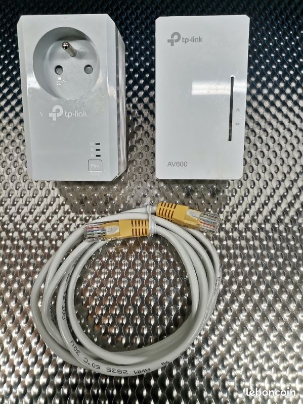 Répéteur WiFi TP Link AV600 (image 1)
