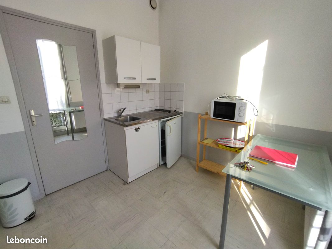 Appartement 1 pièce 15 m² · à Amiens · 15 m² · 450 €