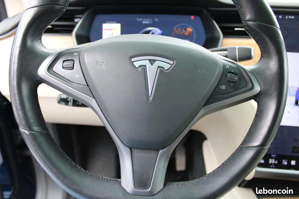 TESLA MODEL X 100D * Dual Motor AWD * 469 ch * 100 kWh * Autopilot 3.0 (image 14)