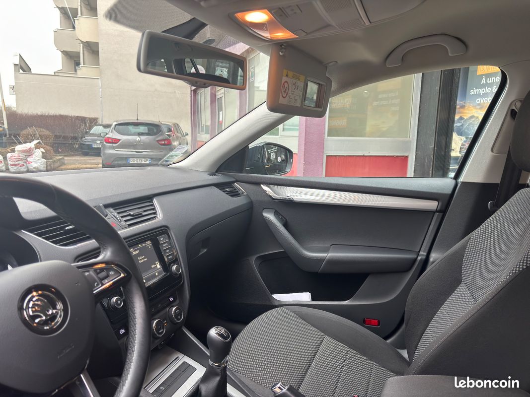 Skoda octavia break 1.6 tdi 110 active green tec - 1er main - garantie 6 mois min (image 22)