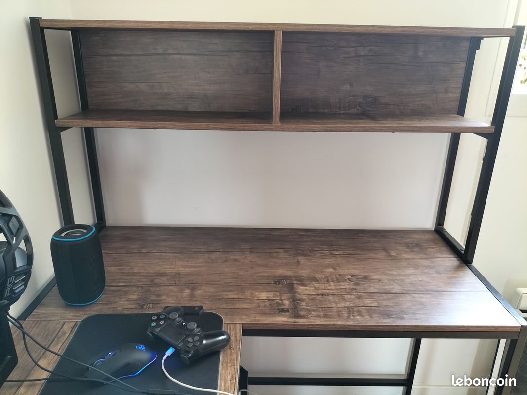 Bureau (image 2)