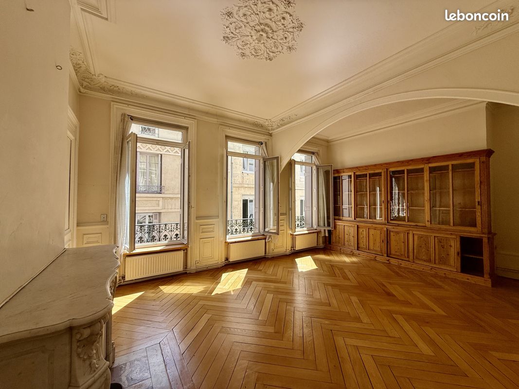 Appartement 4 pièces 108 m² · à Saint-Étienne · 108 m² · 170 400 €