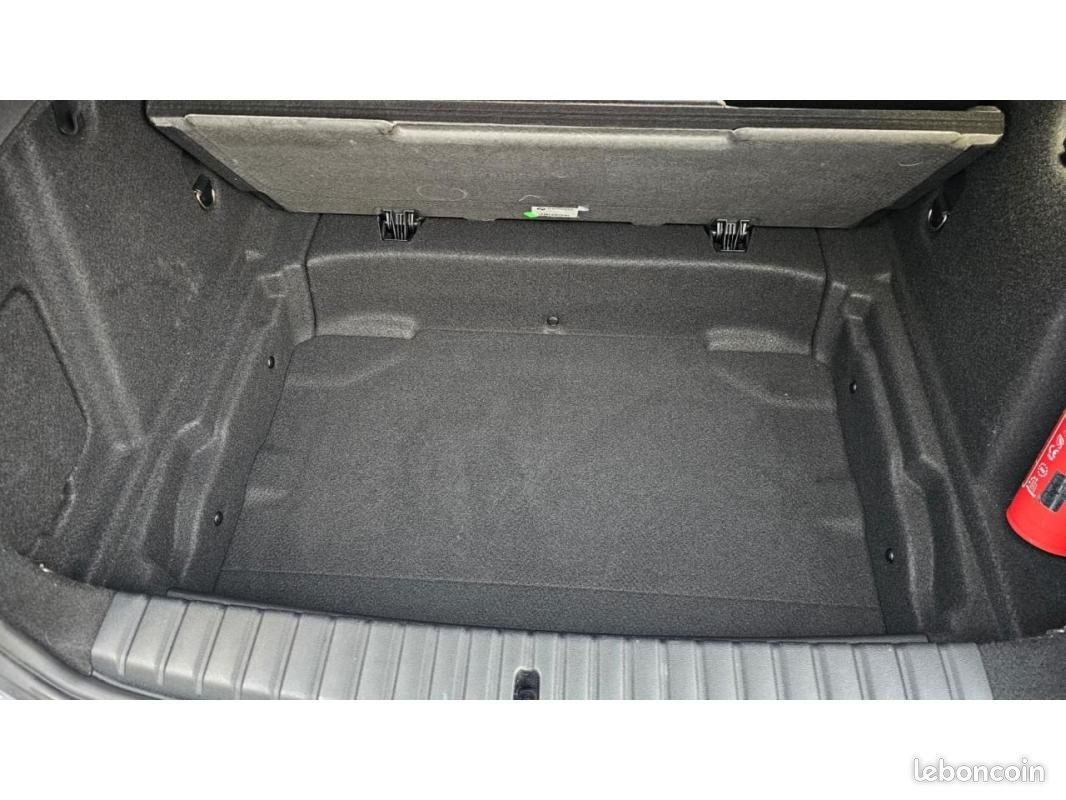 BMW Série 1 Advantage 118i BVA 140cv + Toit ouvrant + Cuir Dakota + Sieges AV Chauffant + Hayon Elec (image 24)