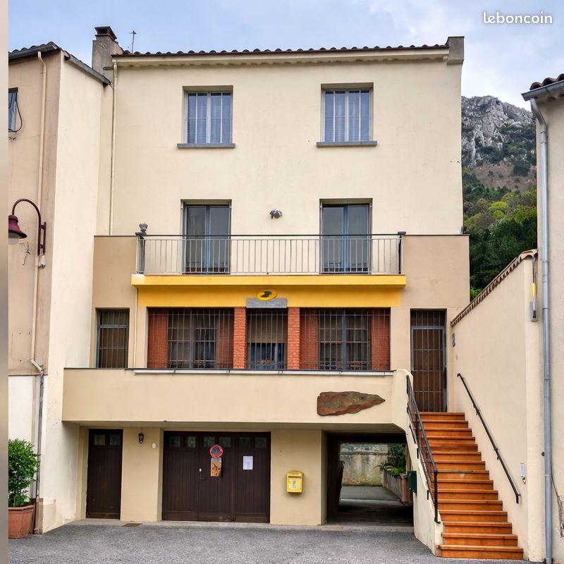 Local commercial 1 pièce 15 m² · à Puilaurens · 15 m² · 75 €/mois