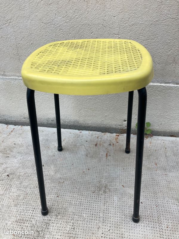 Tabouret datant des années 1950 (image 1)